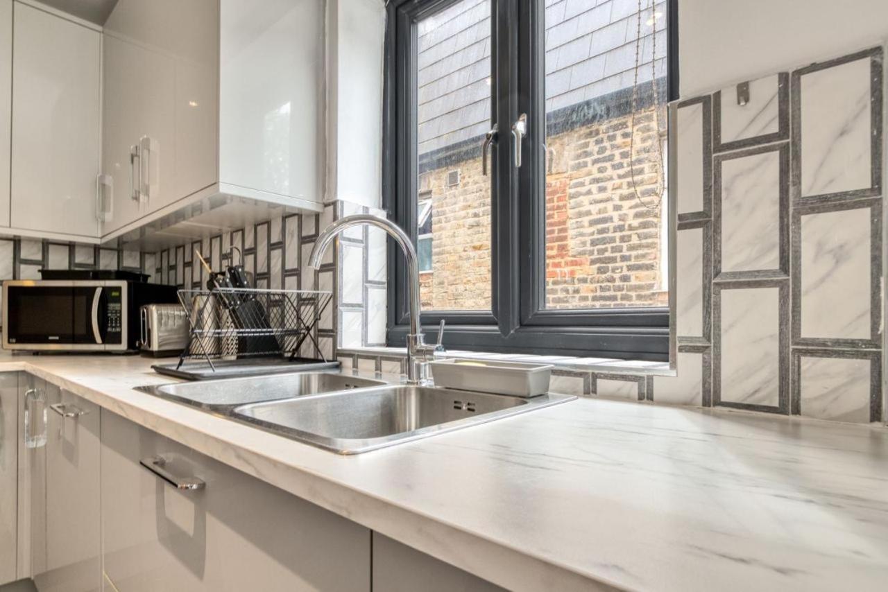 Apartament Luxurious Hidden Gem In Wandsworth Londyn Zewnętrze zdjęcie