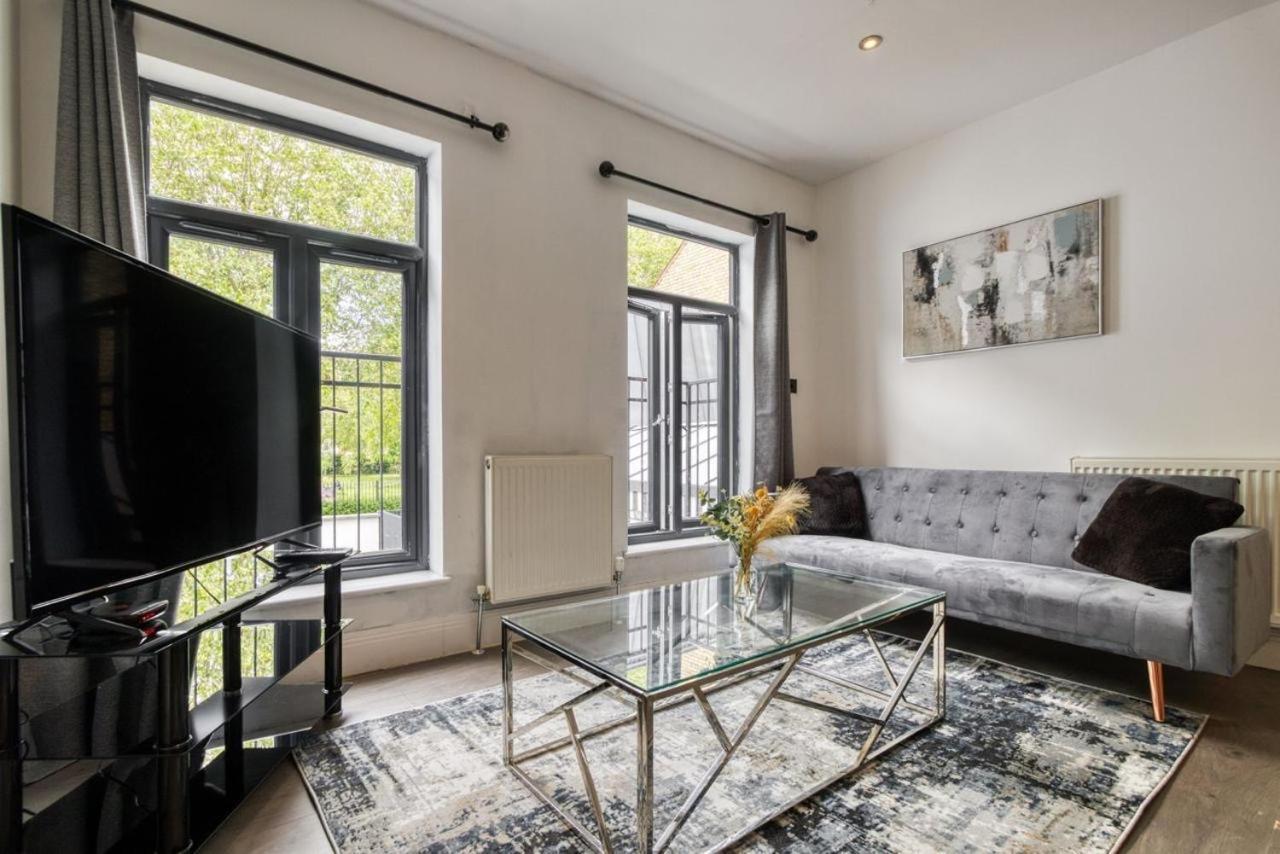 Apartament Luxurious Hidden Gem In Wandsworth Londyn Zewnętrze zdjęcie